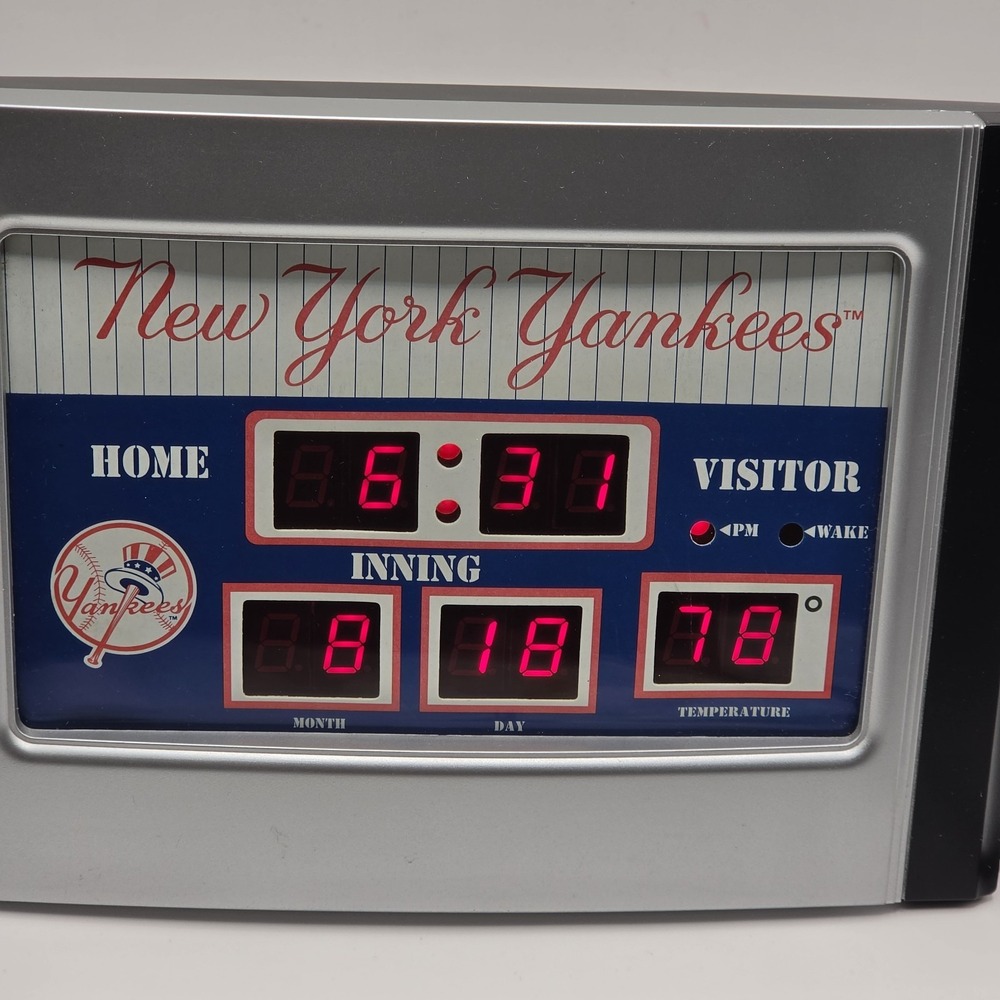 NY Yankees Baseball Vintage Digital Scoreboard Wall Clock Calendar Temp